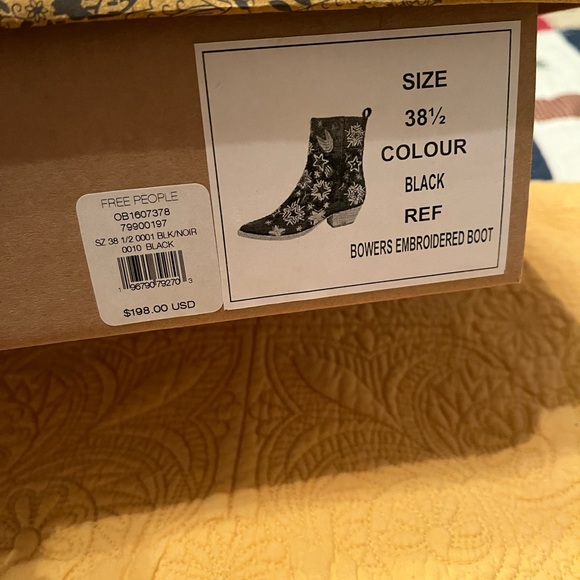 Free people boots - Picture 2 of 2